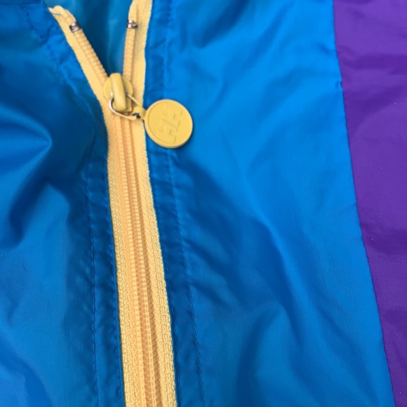 Helly Hansen Packable Retro Windbreaker (no size tag) but L/XL - Picture 6 of 8